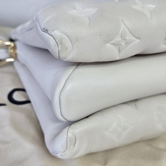 Louis Vuitton Coussin PM Cream - Picture 9 of 17